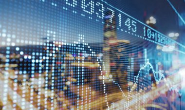 Snap stock falls nearly 30% while Netflix gets investor cheers