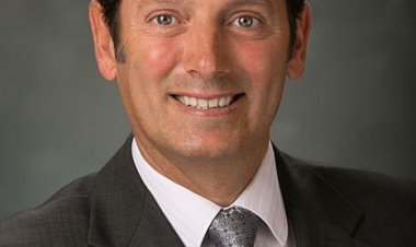 Oil field services giant Schlumberger rebranding to SLB, growing low-carbon energy focus