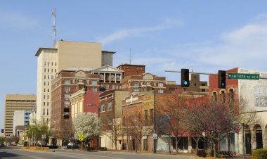 These 20 cities will pay you to move there. Here's how it's working.