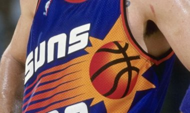 It started with a rubber chicken: Suns bring back iconic ‘Sunburst’ jerseys of Barkley era