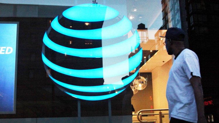 Truist upgrades AT&T for the first time in more than 15 years, cites improving operating trends after earnings results