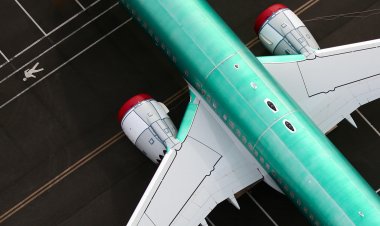 Boeing forecasts jump in aircraft deliveries, up to $5 billion in free cash flow next year