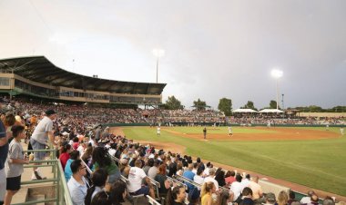 Nolan Ryan's company to help run San Antonio minor league baseball team if new owners take over