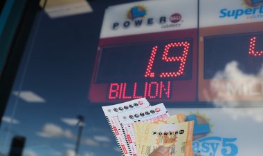 Powerball drawing held for record $2.04 billion jackpot after delay of hours