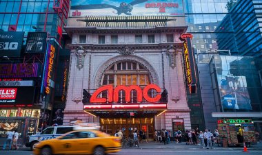 AMC Entertainment reports another quarterly loss despite higher revenue