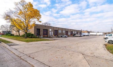 Westmount Realty Capital sells 21 industrial buildings near O'Hare International Airport
