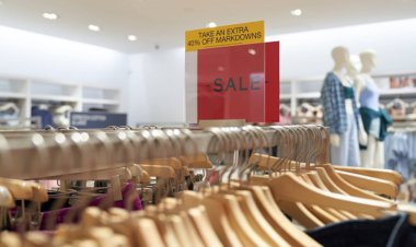 Retailers' biggest holiday wish is to get rid of all that excess inventory