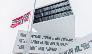 The 'world's largest floating wind farm' produces its first power