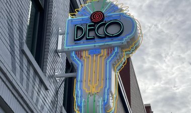 Biz: Triangle retailers optimistic as holidays approach; Raleigh businessman honored