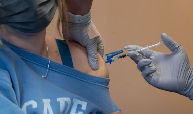 Omicron boosters probably aren't very effective against mild Covid illness, but will likely prevent hospitalizations, experts say