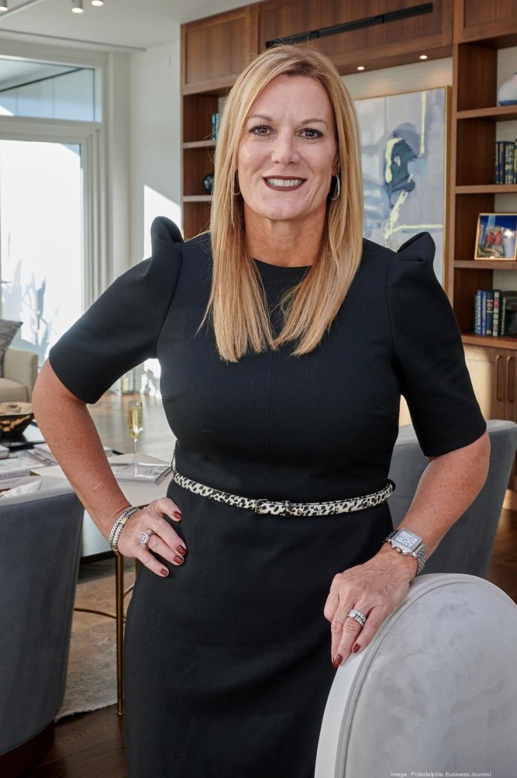 Women of Distinction 2022: Maria Grasso, Philadelphia Convention & Visitors Bureau