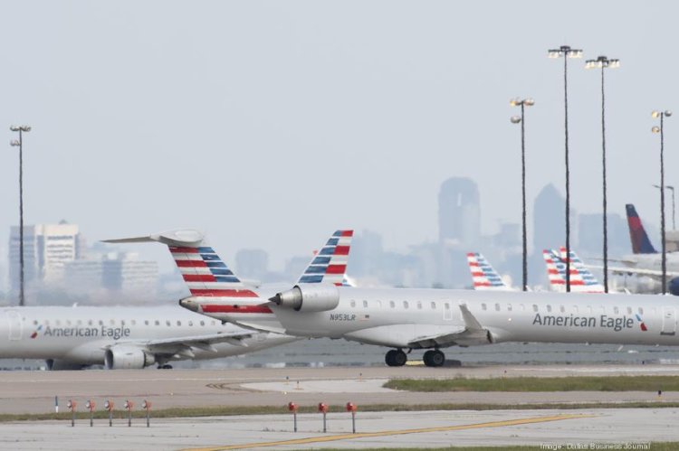 American Airlines' regional carriers offer big pay bonuses for pilots