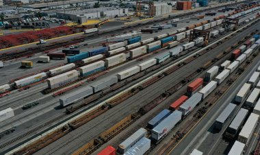 Senate approves bill enforcing railroad labor agreement ahead of strike deadline, sends to Biden
