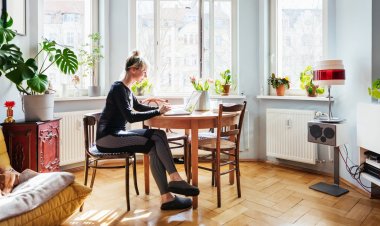 'A lot of people are going to see less money in their pocket.' Here are must-know tax changes for 2022