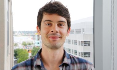 Health Care Leadership Award: Sean Gibbons, Institute for Systems Biology