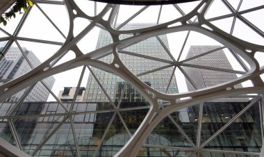 Amazon loses another 'S-team' member with departure of media head