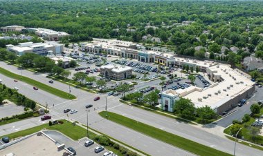 Lane4 affiliate buys upscale shopping center Hawthorne Plaza in Overland Park