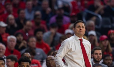 UC extends basketball coach Miller’s contract, gives big pay raise