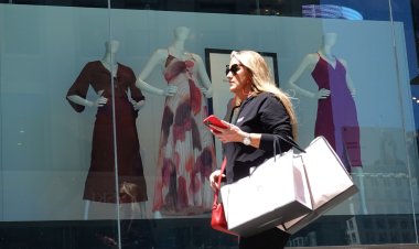 Millionaires plan to cut their holiday spending due to inflation