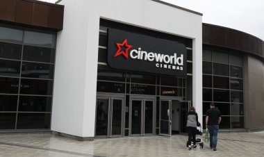 AMC says it's no longer in talks to acquire theaters from bankrupt Cineworld