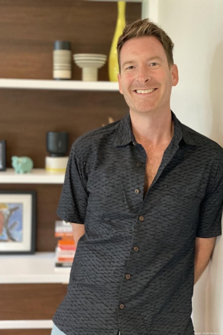 Small Biz: da Shop: books + curiosities