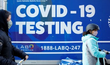 CDC urges people with weak immune systems to take extra precautions after Covid subvariants knock out Evusheld