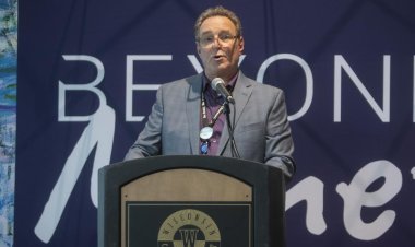 Marty Brooks OK'd for 3.3% compensation increase at Wisconsin Center District