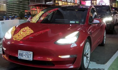 Tesla shares rose 30% last week. Here’s where Wall Street sees it going next