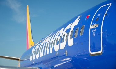 As Southwest's apology tour continues, 3 takeaways from its town hall with corporate clients