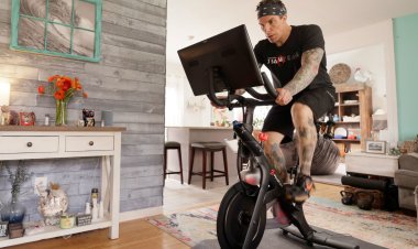 Peloton shares surge 26% after fitness company posts subscription revenue growth