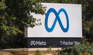 Jim Cramer says Meta Platforms’ latest quarter is why he stuck with the stock