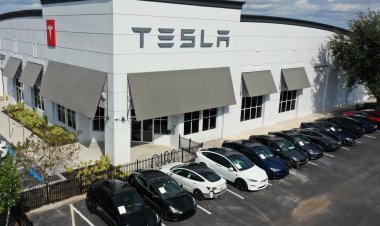 Tesla just ignited a price war in electric vehicles. Investors should see it as an opportunity