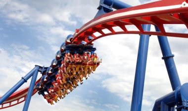 Worlds of Fun, one of KC's biggest seasonal employers, will hire 3,000 for 50th anniversary season