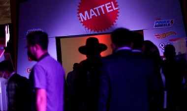 Mattel shares tumble after holiday quarter fails to boost sagging sales