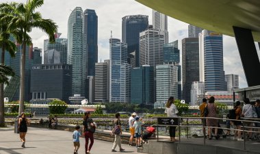 Singapore drops pre-departure requirements for travelers, further eases mask rules