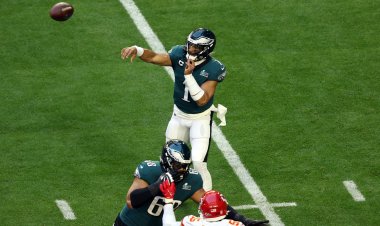 Super Bowl ads 2023 live updates: Eagles strike first with a touchdown