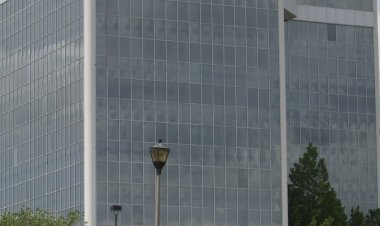 Cetera takes minority stake in Overland Park financial adviser