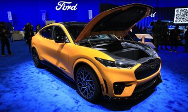 Ford to move forward with $3.5 billion EV battery plant with Chinese partner