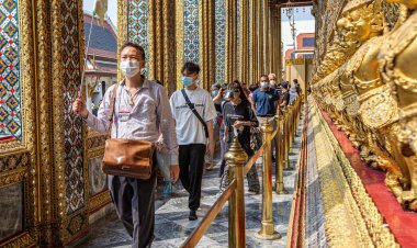 Shut out from their top destinations, Chinese travelers are turning to other places