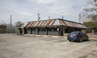 Food hall to replace Gourdough’s on South Lamar
