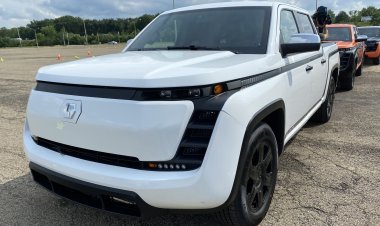 Lordstown halts production, shipments of Endurance electric trucks to address quality issues
