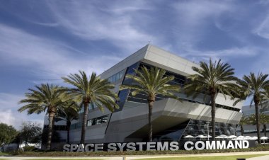 Space Force is taking a 'mutual fund approach' to buying rocket launches