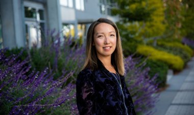 Silicon Valley entrepreneur Clara Shih's advice for women in the workplace: Be present. Find a mentor.