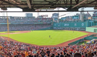 Red Sox fans will find sports betting staring them in the face this season at Fenway