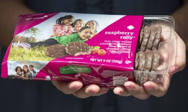 There's a big Girl Scouts cookie shortage, and the group is frustrated with its main baker