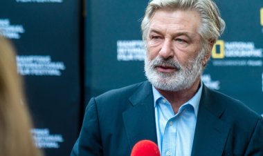 Alec Baldwin 'Rust' prosecutor Andrea Reeb steps down after defense challenge