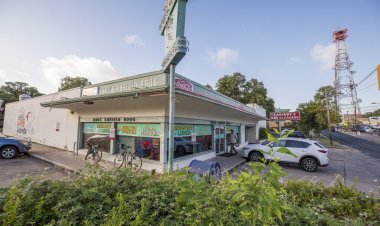 Nau's Enfield Drug liquidation: Austin history up for grabs