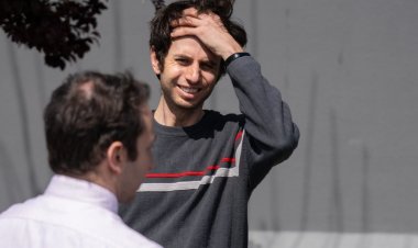 FDIC is delaying the deadline for Silicon Valley Bank bids and now plans to split it up