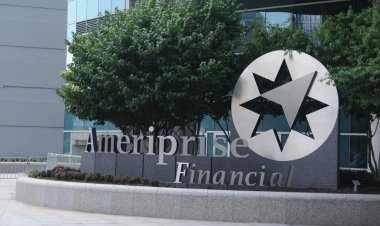 Ameriprise CEO James Cracchiolo's compensation rises to $22.8 million in 2022
