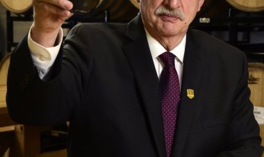 Republic FC owner/CEO Kevin Nagle in process of buying English soccer club